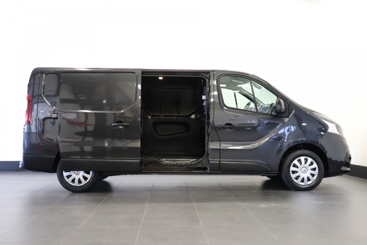 Renault Trafic 1.6 dCi 120PK L2 EURO 6 - Airco - Navi - Cruise - € 10.900,- Excl.