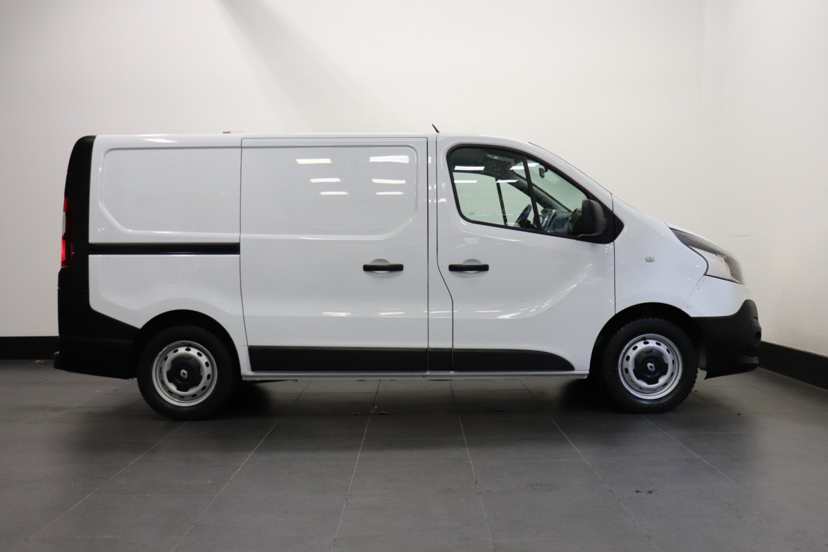 Renault Trafic 1.6 dCi 120PK - EURO 6 - Airco - Navi - Cruise - € 8.950,- Excl.