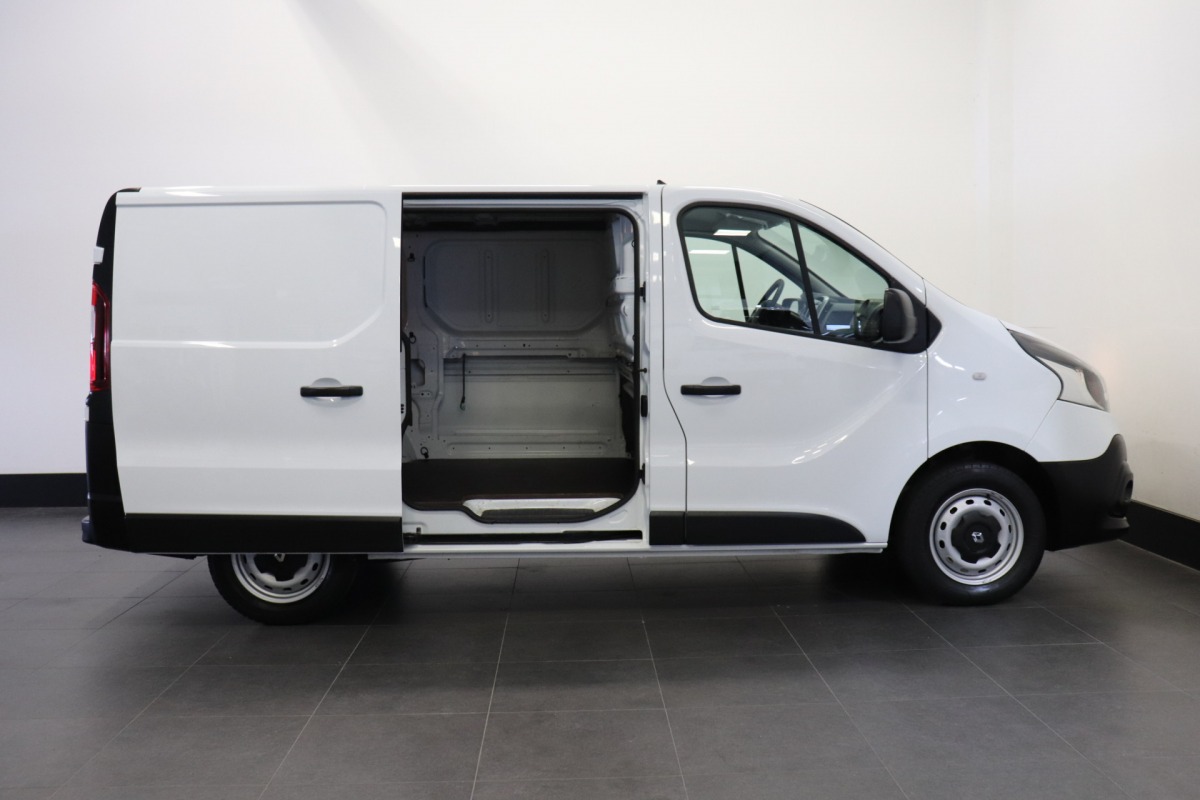 Renault Trafic 1.6 dCi EURO 6 - Airco - Navi - Cruise - € 11.900,- Excl.