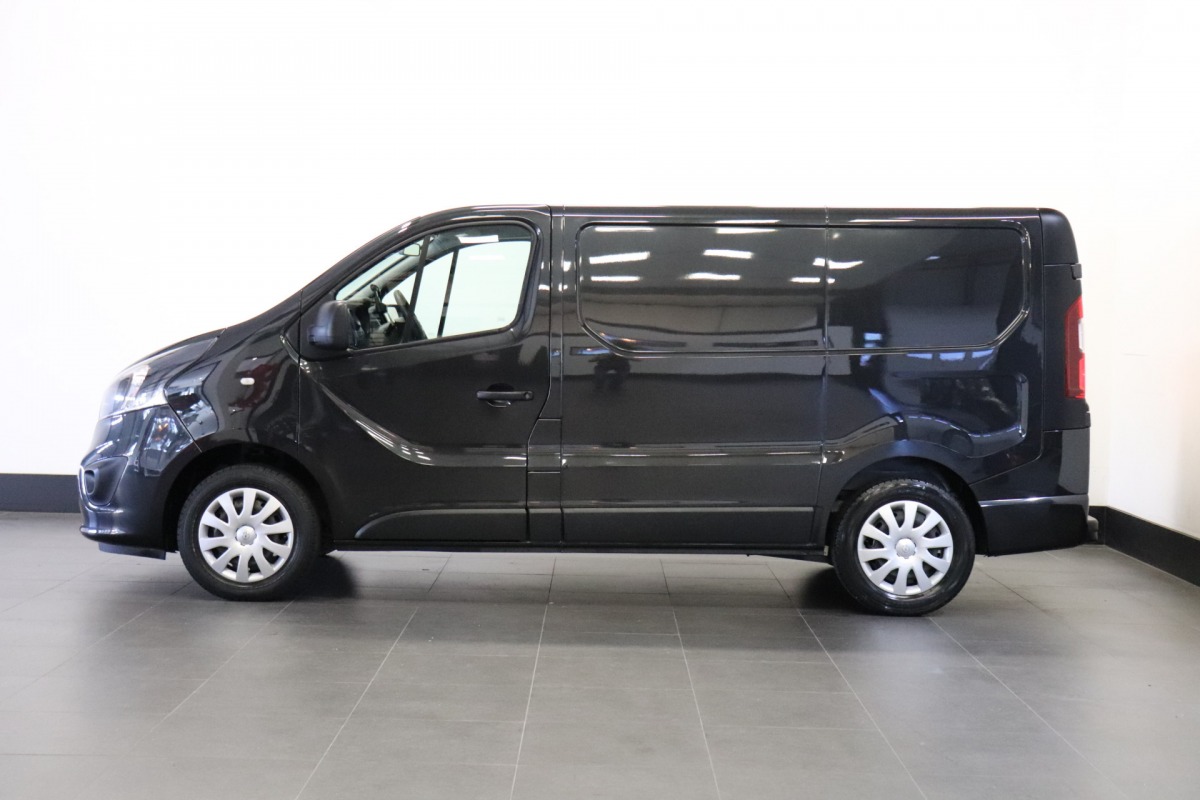 Opel Vivaro 1.6 CDTI 125PK - EURO 6 - Airco - Navi - Cruise - € 10.499,- Excl.