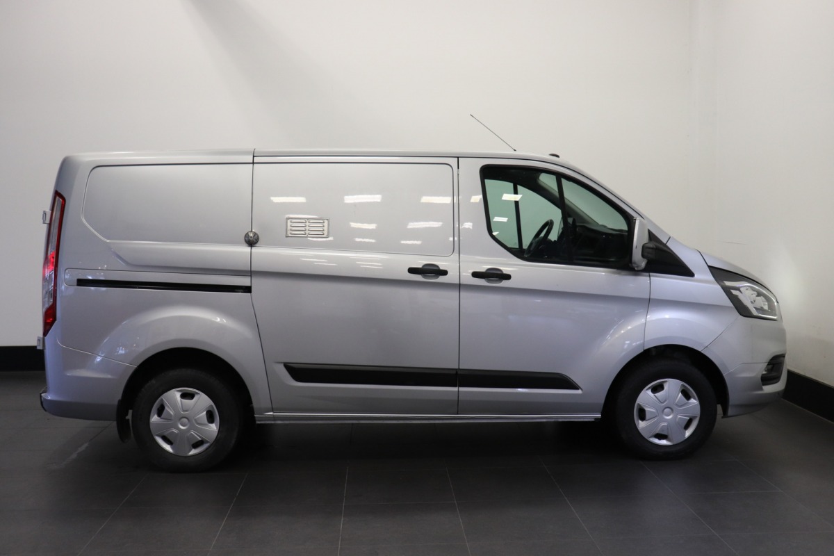 Ford Transit Custom 2.0 TDCI - EURO 6 - Airco - Navi - Cruise - € 13.950,- Excl.