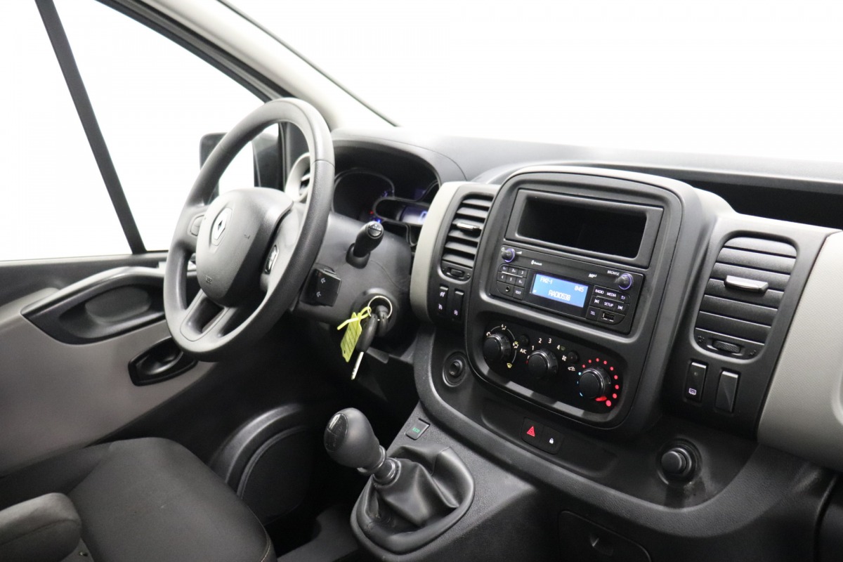 Renault Trafic 1.6 dCi - EURO 6 - Airco - Cruise - PDC - € 9.499 ,- Excl.