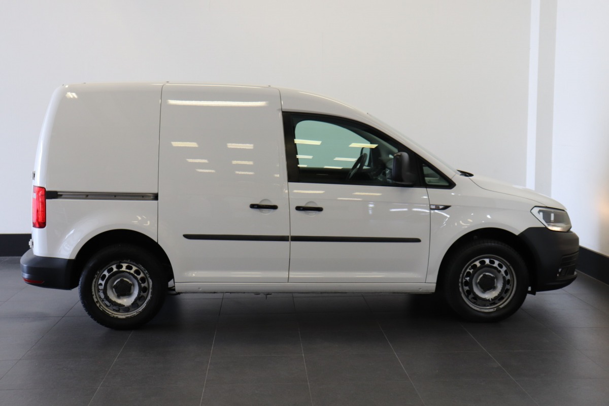 Volkswagen Caddy 2.0 TDI 150PK EURO 6 - Airco - Cruise - PDC - €9.950,- Excl.