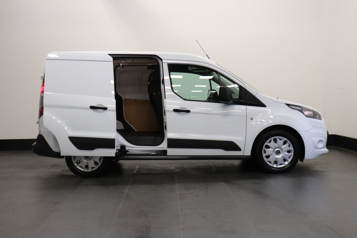 Ford Transit Connect 1.6 TDCI 95PK 2x Schuifdeur - Airco - Radio - € 7.490,- Excl.