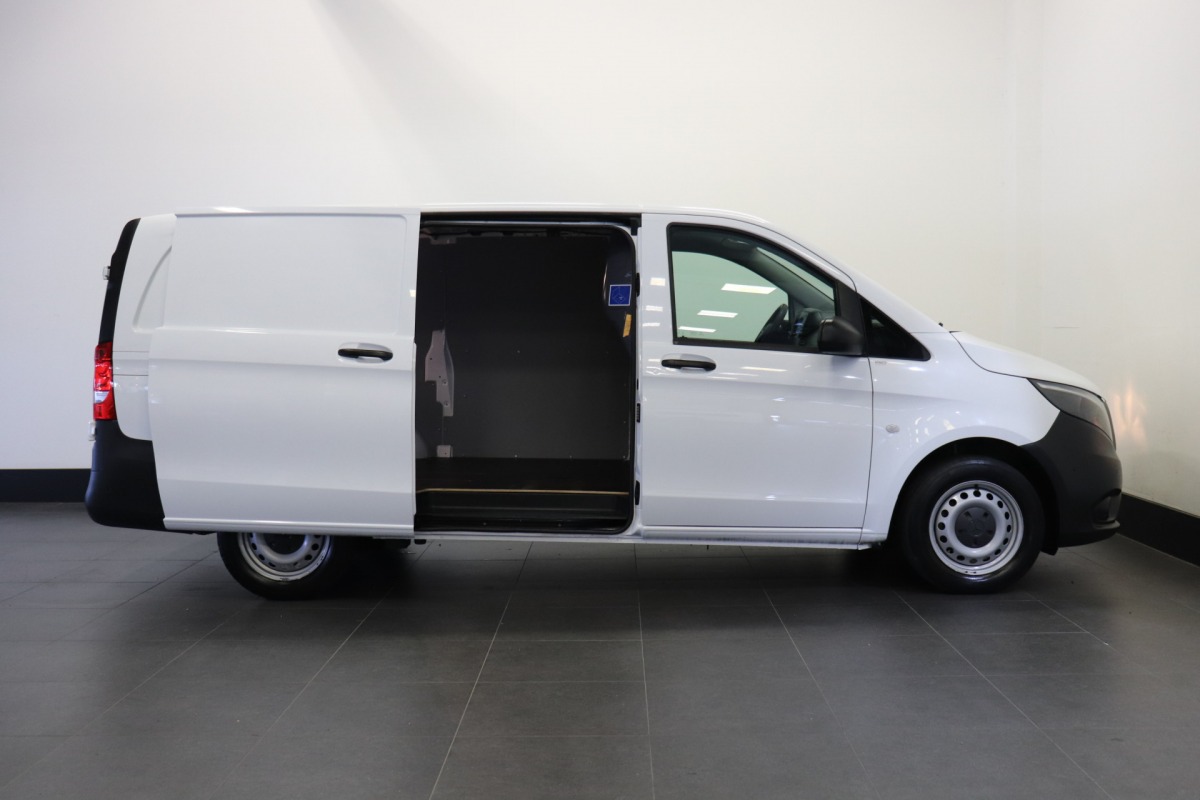 Mercedes-Benz Vito 116 CDI Lang EURO 6 - Airco - Navi - Cruise - Camera - € 17.499,- Excl.