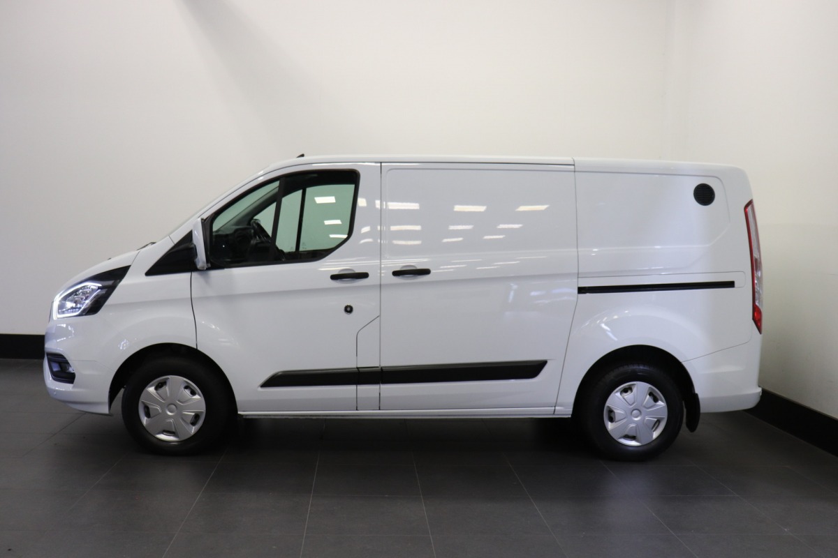 Ford Transit Custom 2.0 TDCI 130PK 2x Schuifdeur - EURO 6 - Airco - Navi - Cruise - € 17.950,- Excl.