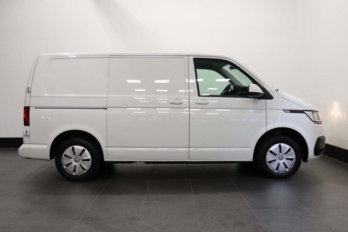 Volkswagen Transporter 2.0 TDI 150PK DSG Automaat EURO 6 - Airco - Navi - Cruise - € 19.950,- Excl.