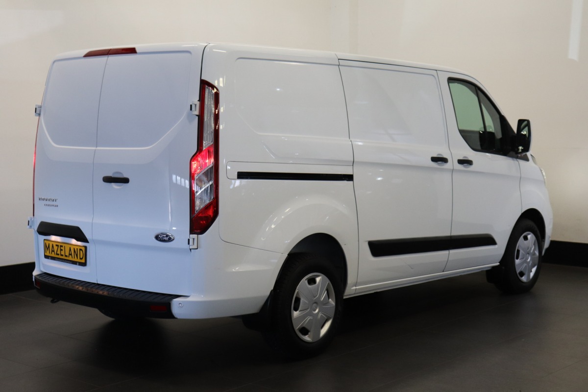 Ford Transit Custom 2.0 TDCI 130PK - EURO 6 - Airco - Navi - Cruise - € 19.900,- Excl.