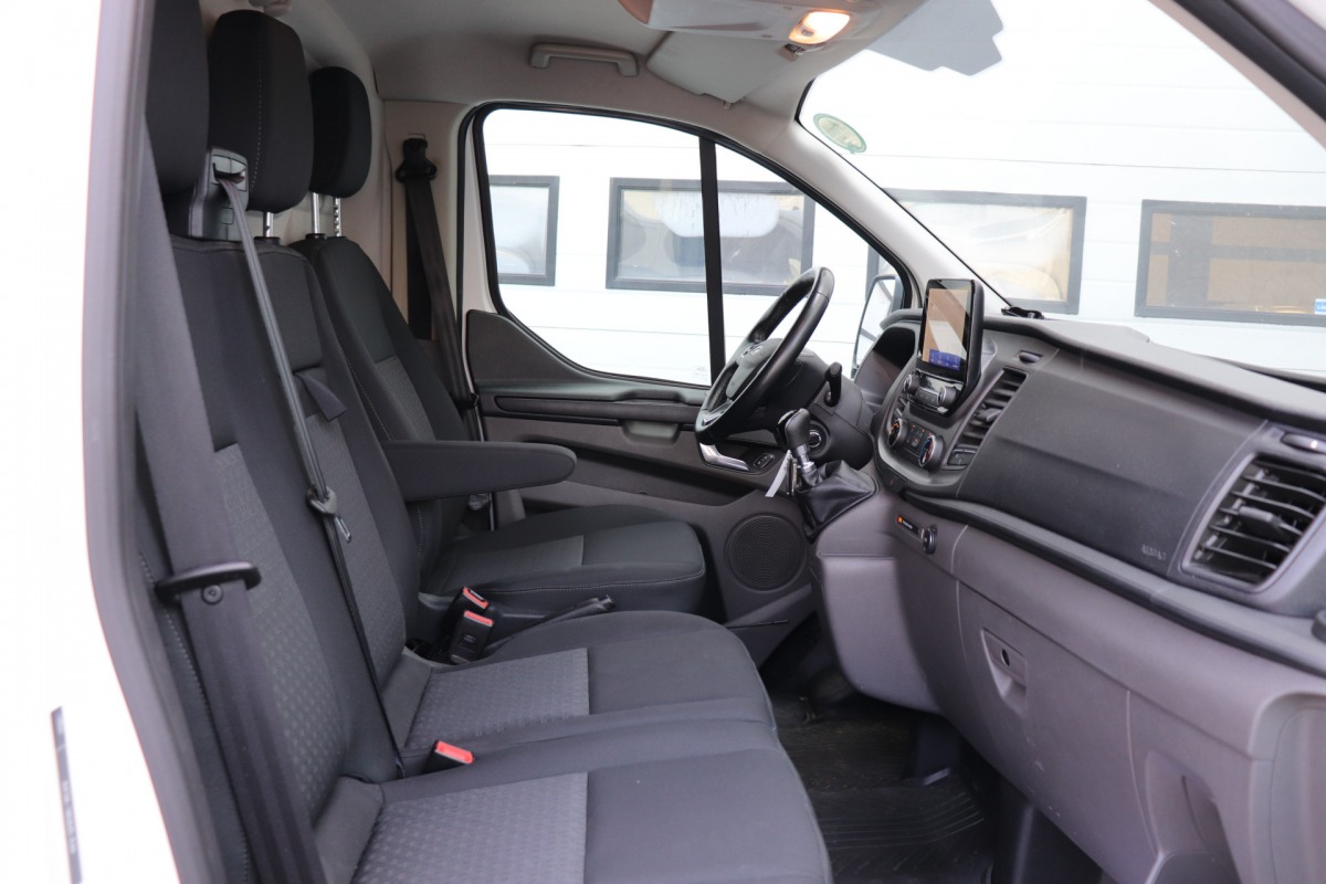 Ford Transit Custom 2.0 TDCI 130PK EURO 6 2x Schuifdeur - Airco - Navi - Cruise - €14.950,- Excl.