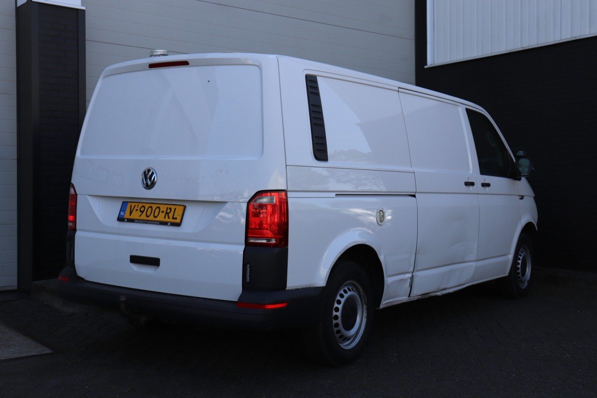 Volkswagen Transporter 2.0 TDI 150PK DSG Automaat L2 - Schade rondom - EURO 6 - Airco - Navi - Cruise - € 11.950,- Excl.