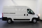 Peugeot Boxer 2.2 BlueHDi 120PK 2x Schuifdeur L2H2 - EURO 6 - Airco - Navi - Cruise - € 11.950,- Excl.