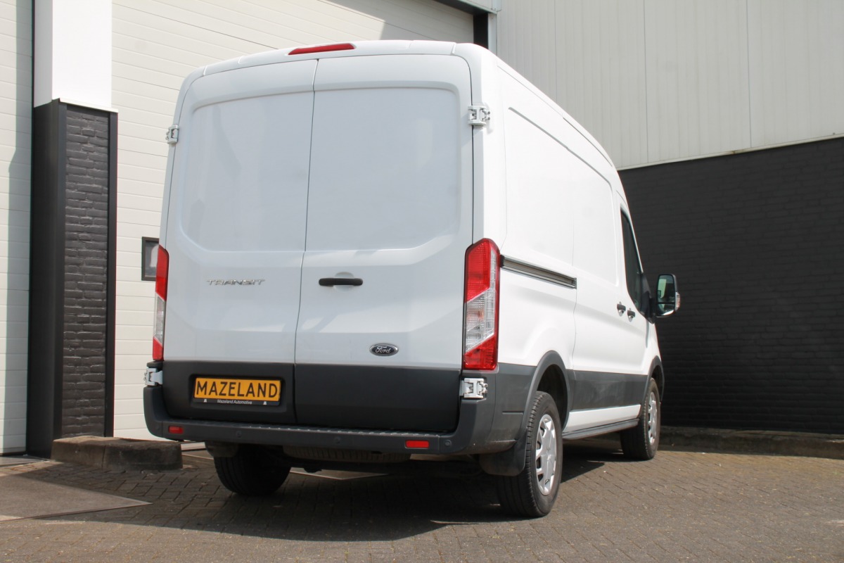 Ford Transit 2.0 TDCI 130PK L2H2 - EURO 6 - Airco - Navi - Cruise - € 12.950,- Excl.