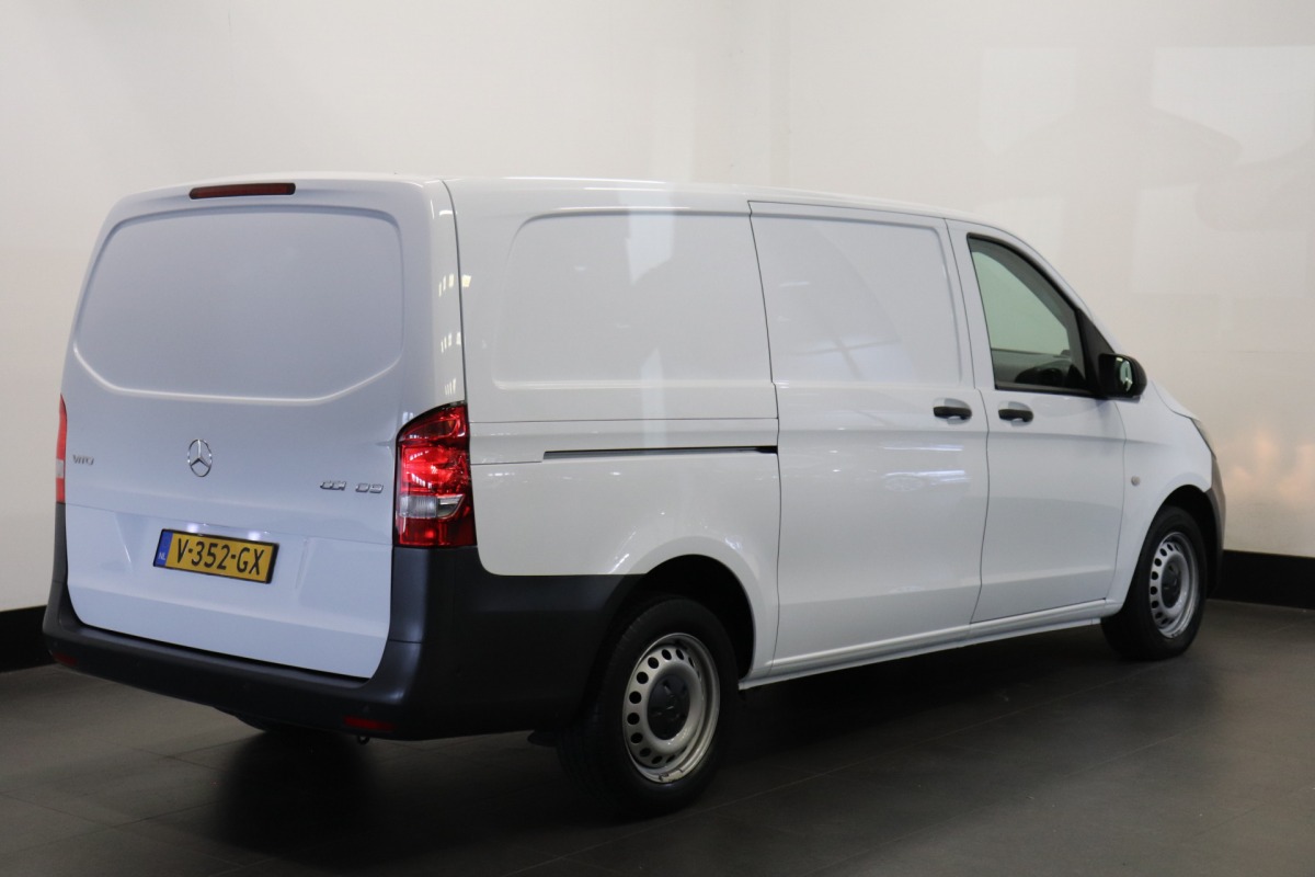 Mercedes-Benz Vito 109 CDI Lang EURO 6 - Airco - Cruise - PDC - € 9.950,- Excl.