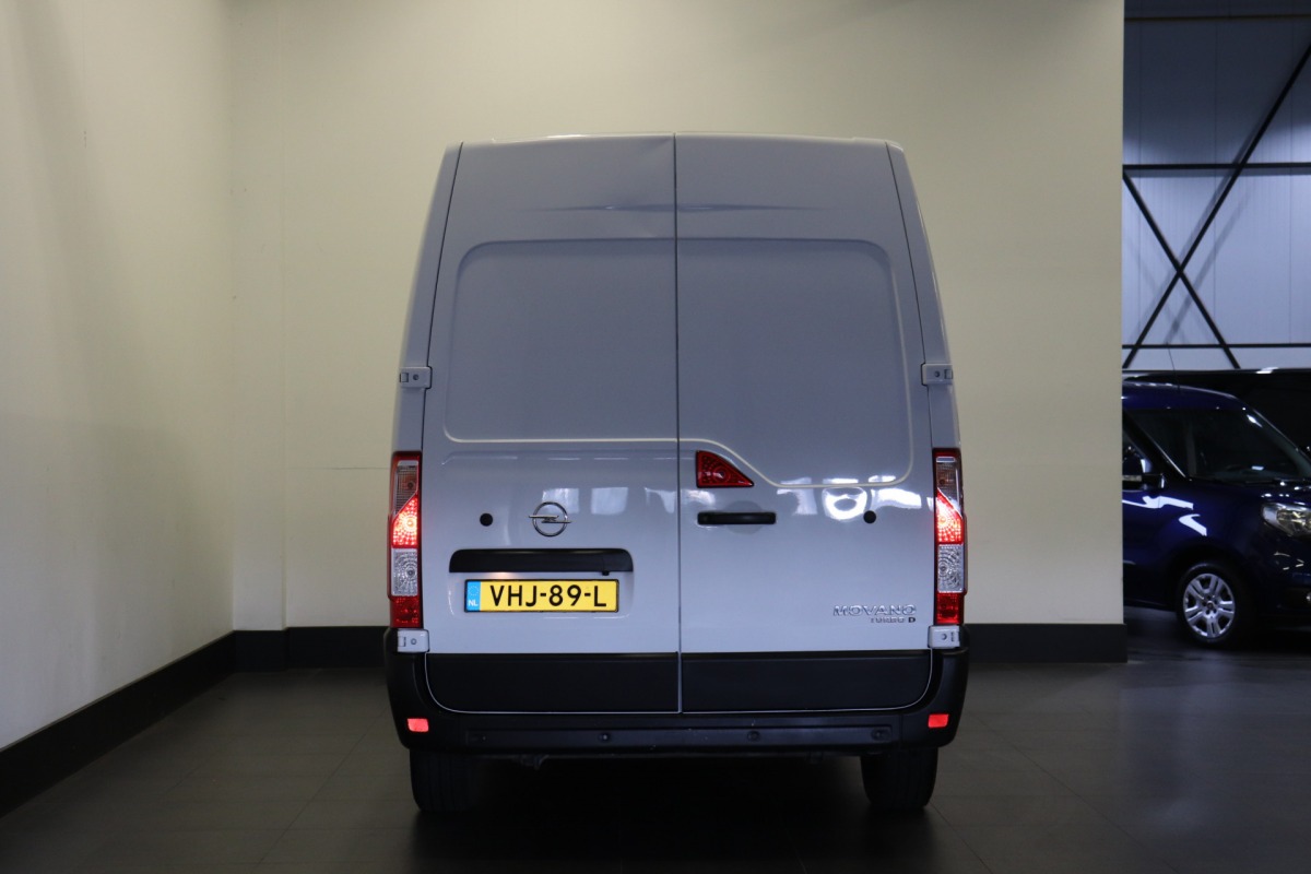 Opel Movano 2.3 CDTI BiTurbo L2H2 150PK EURO 6 - AC/Climate - Cruise - Camera - €15.950,- Excl.