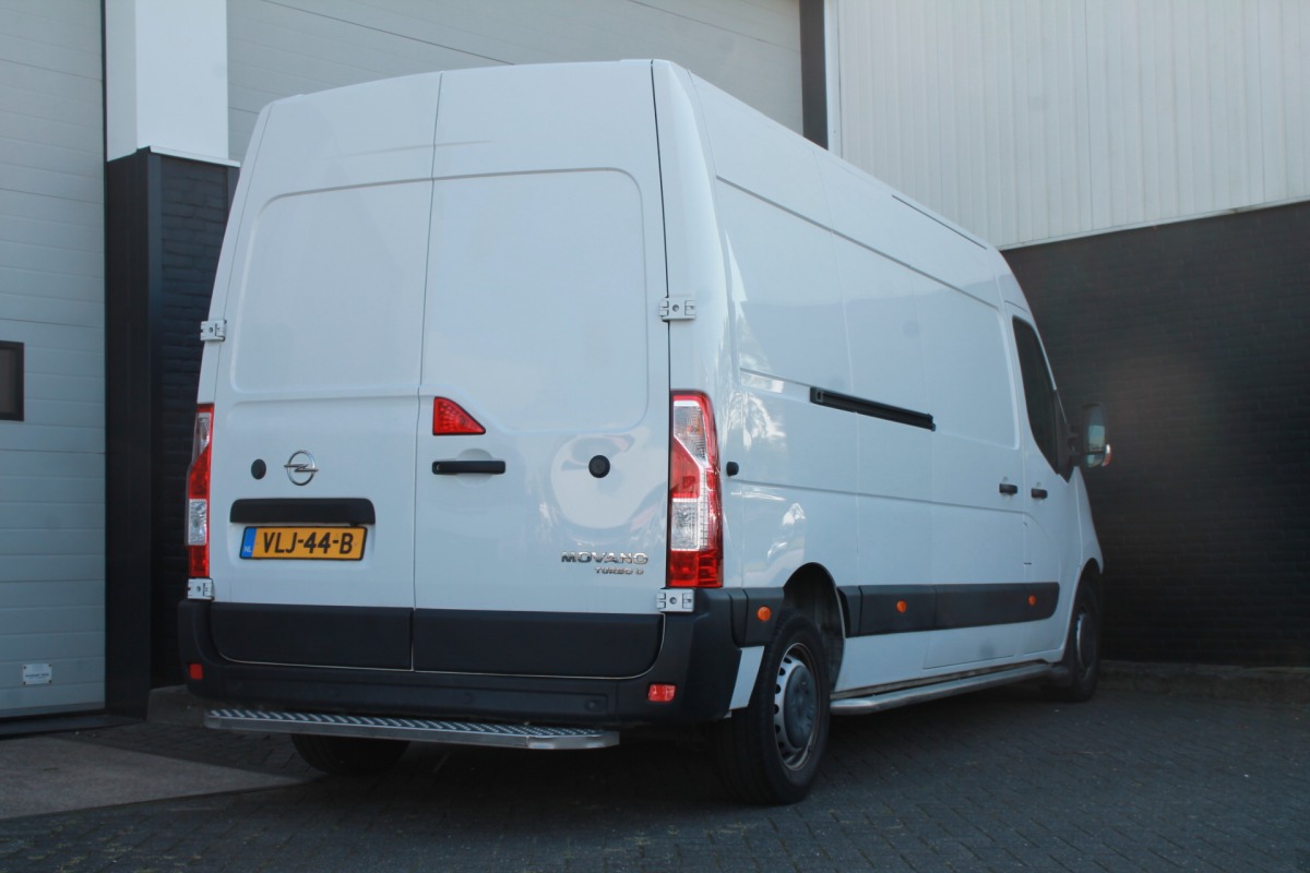 Opel Movano 2.3 Turbo 136PK L3H2 EURO 6 - AC/Climate - Navi - Cruise - € 20.950,- Excl.