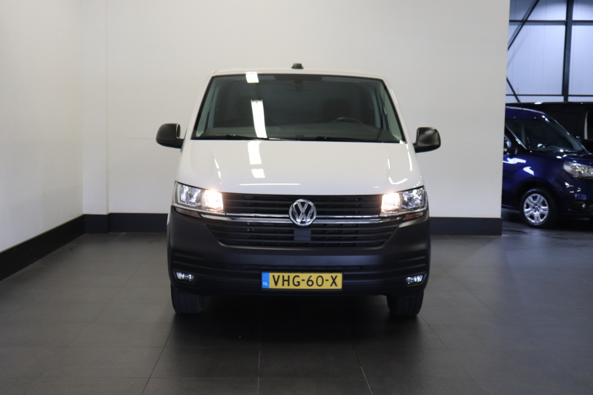 Volkswagen Transporter 2.0 TDI 150PK Automaat EURO 6 - Airco - Navi - Cruise - € 18.900,- Excl.