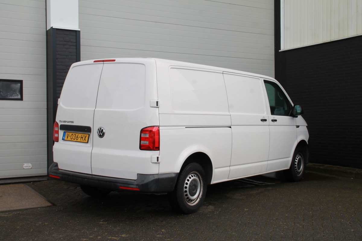 Volkswagen Transporter 2.0 TDI L2 150PK EURO 6 - Airco - Cruise - € 11.950,- Excl.