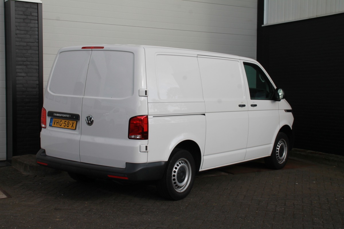 Volkswagen Transporter 2.0 TDI 150PK Automaat EURO 6 - Airco - Navi - Cruise - PDC - € 17.950,- Ex.