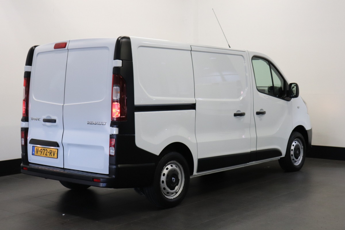 Renault Trafic 1.6 dCi EURO 6 - Airco - Cruise - €12.950,- Excl.