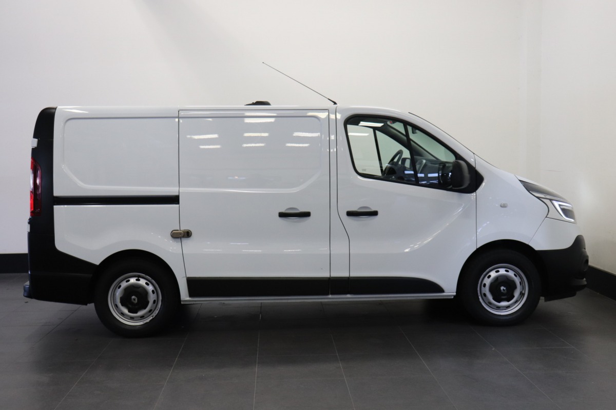 Renault Trafic 1.6 dCi - EURO 6 - Airco - Navi - Cruise - € 11.900,- Excl.