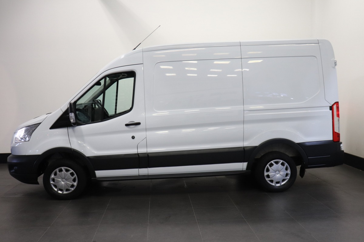 Ford Transit 2.0 TDCI 130PK L2H2 EURO 6 - Airco - Navi - Cruise - € 13.950,- Excl.