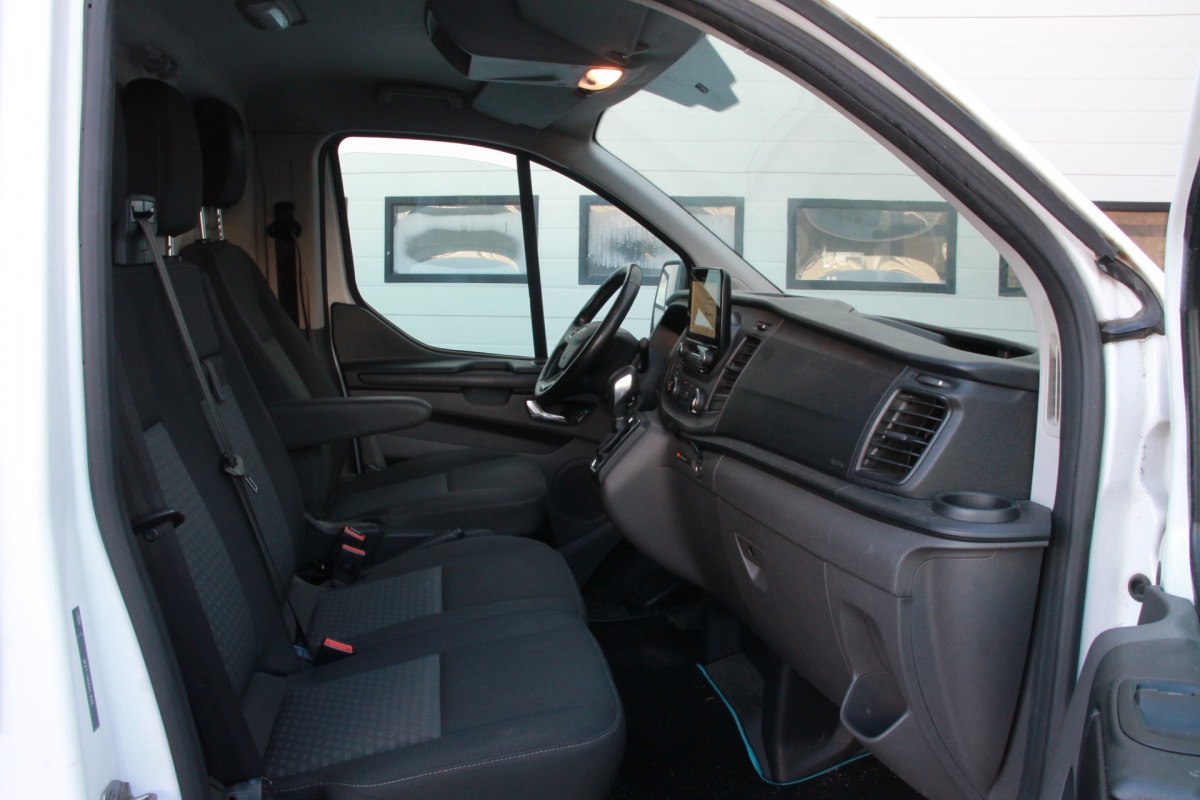 Ford Transit Custom 2.0 TDCI 130PK Automaat EURO 6 - Airco - Navi - Cruise - € 16.950,- Excl.