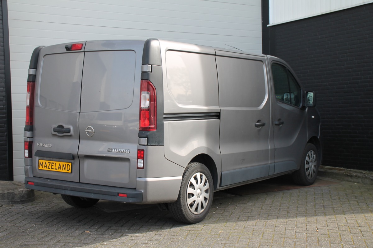 Opel Vivaro 1.6 CDTI 125PK EURO 6 - Airco - Navi - Cruise - € 10.900,- Excl.