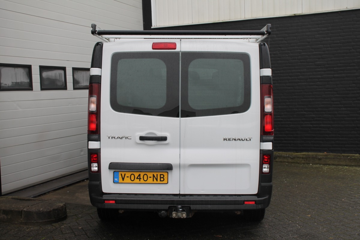 Renault Trafic 1.6 dCi EURO 6 - Airco - Navi - Cruise - Imperiaal - € 12.950,- Excl.