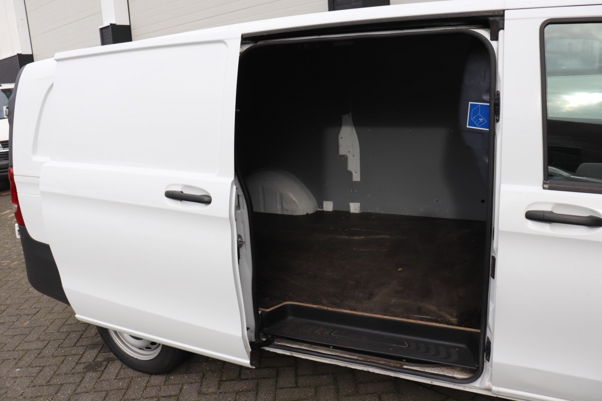 Mercedes-Benz Vito 114 CDI XL - EURO 6 - Airco - Navi - Cruise - € 15.900,- Excl.