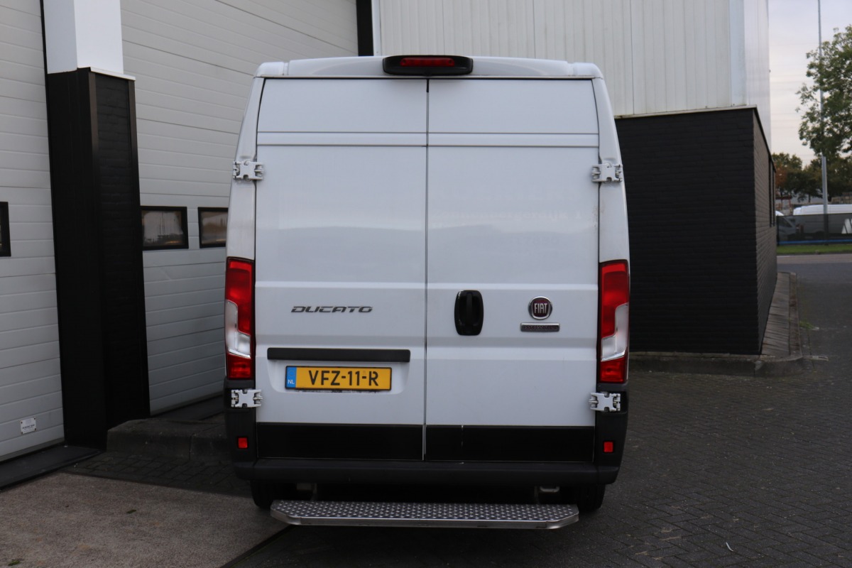 Fiat Ducato 2.3 MultiJet L3H2 120PK EURO 6 - AC/Climate - Cruise - Navi - €14.950,- Excl.