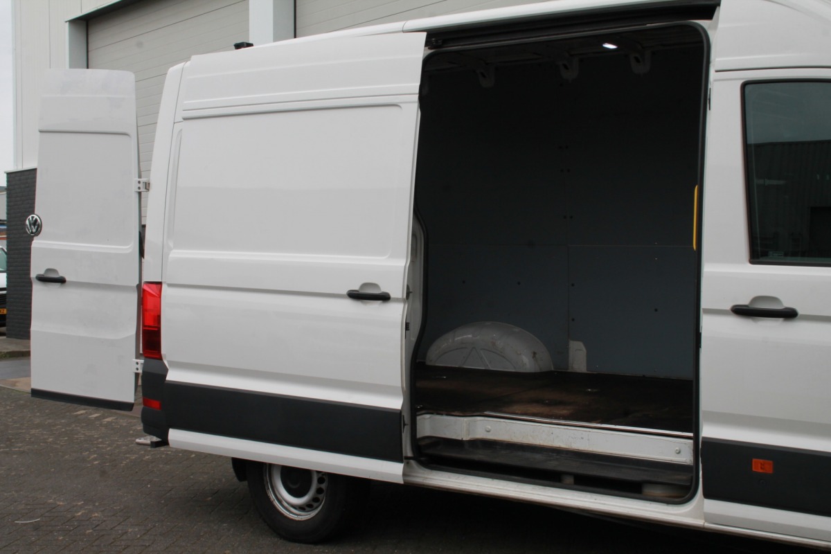 Volkswagen Crafter 2.0 TDI L3H3 177PK EURO 6 - Airco - Cruise - Navi - €17.900,- Excl.