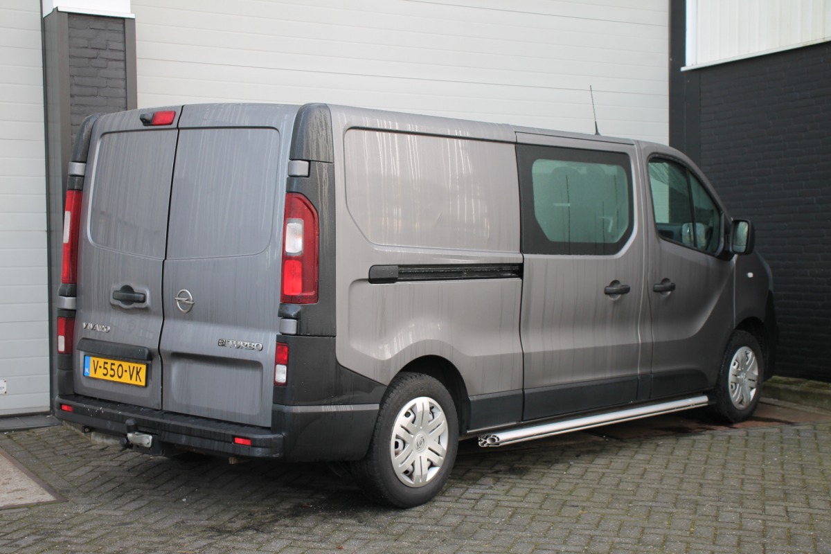 Opel Vivaro 1.6 CDTI 125PK L2 Dubbele Cabine EURO 6 - Airco - Navi - Cruise - € 14.900,- Excl.