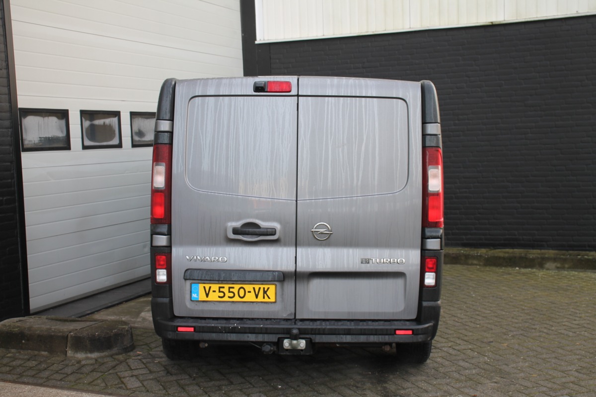 Opel Vivaro 1.6 CDTI 125PK L2 Dubbele Cabine EURO 6 - Airco - Navi - Cruise - € 14.900,- Excl.