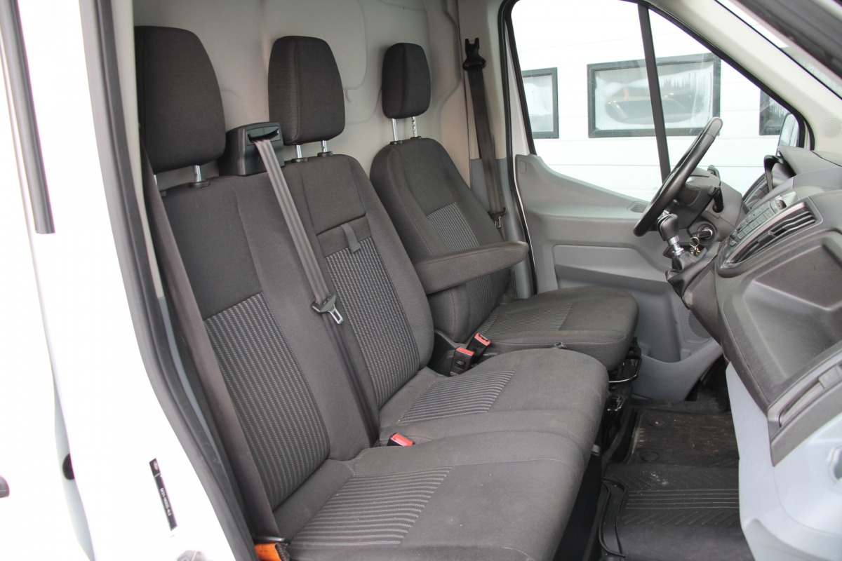 Ford Transit 2.0 TDCI 130PK L3H2 EURO 6 - Airco - Cruise - PDC - € 13.950,- Ex.