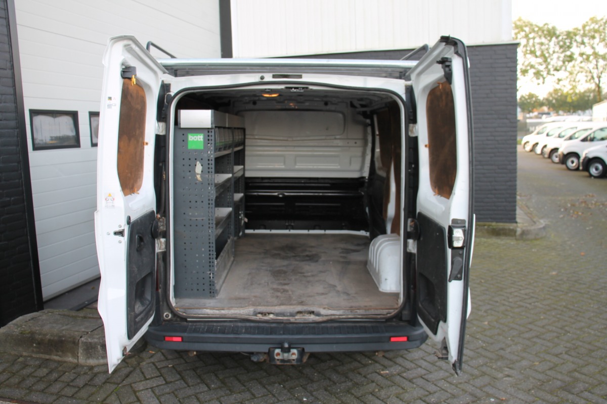 Opel Vivaro 1.6 CDTI EURO 6 - Airco - Cruise - Navi - €11.950,- Excl.