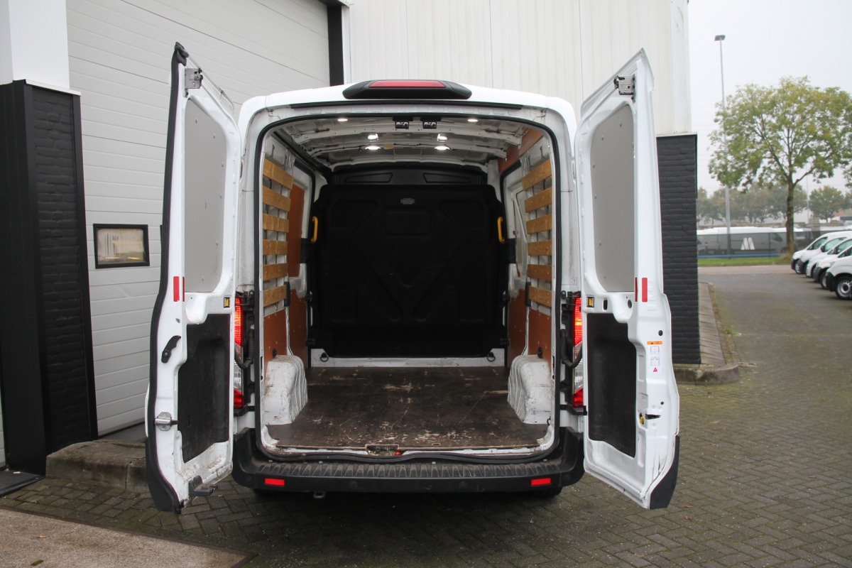 Ford Transit 2.0 TDCI L2H2 2x Schuifdeur EURO 6 - Airco - Cruise - PDC - € 14.950,- Excl.