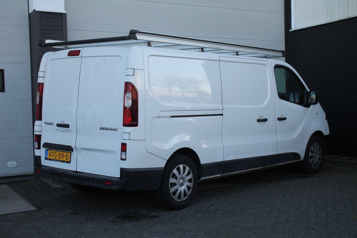 Renault Trafic 2.0 dCi L2 120PK EURO 6 - Airco - Navi - Cruise - € 13.950,- Excl.