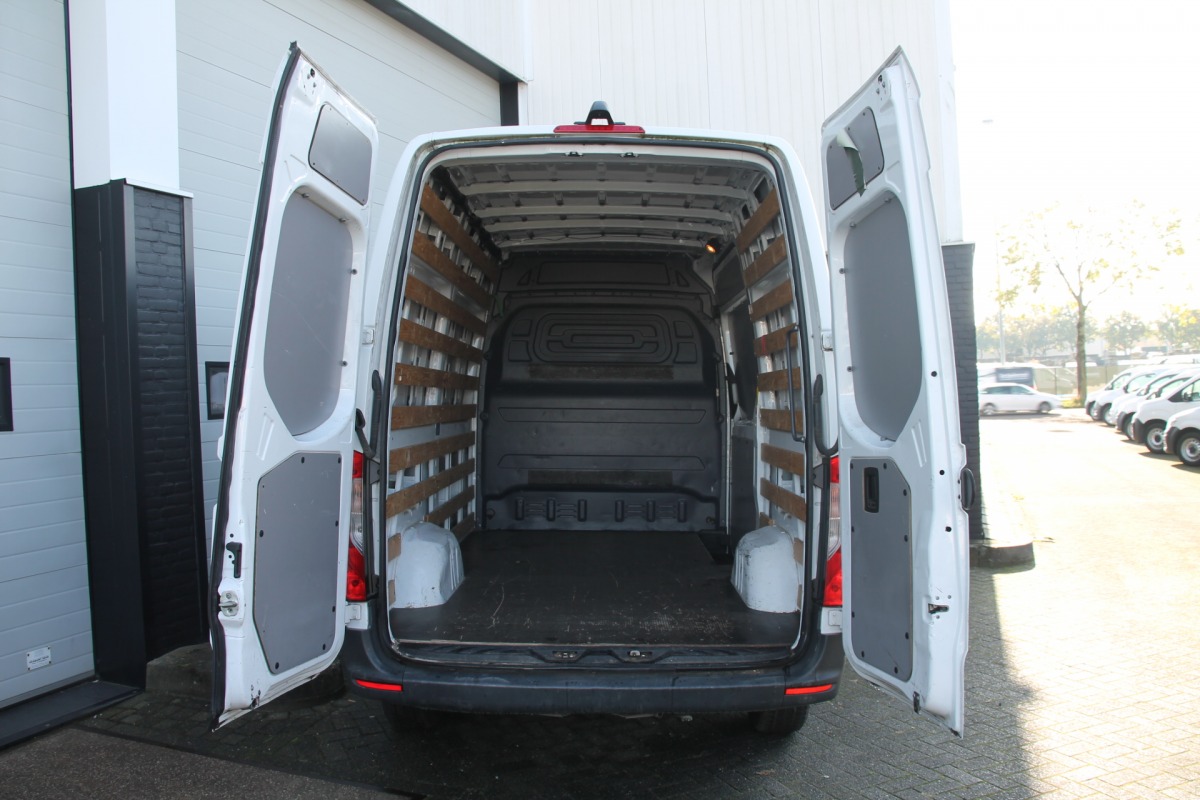 Mercedes-Benz Sprinter 315 1.9 CDI Automaat L2H2 - EURO 6 - Airco - Navi - Cruise - € 23.900,- Excl.