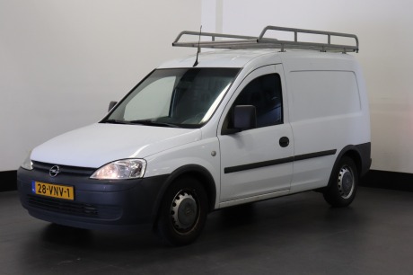 Opel Combo 1.3 CDTi - Navi - Imperiaal - NAP - €1.990,- Excl.