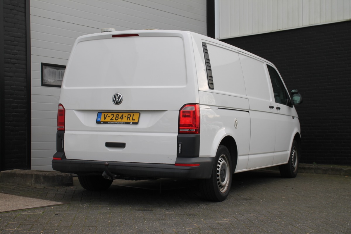 Volkswagen Transporter 2.0 TDI L2H2 - 2x Schuifdeur - EURO 6 - Airco - Navi - Cruise - € 11.950,- Excl.