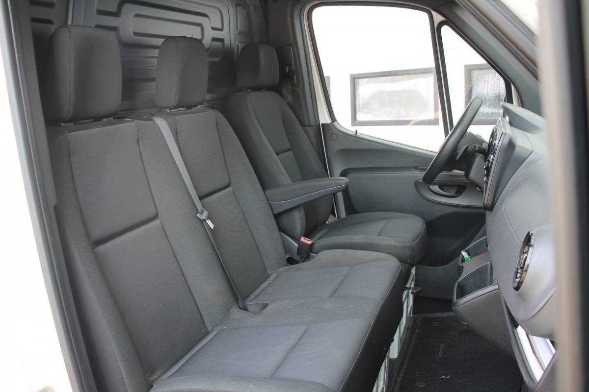 Mercedes-Benz Sprinter 2.2 CDI L2H2 143PK EURO 6 - AC/Climate - PDC - € 20.900,- Excl.