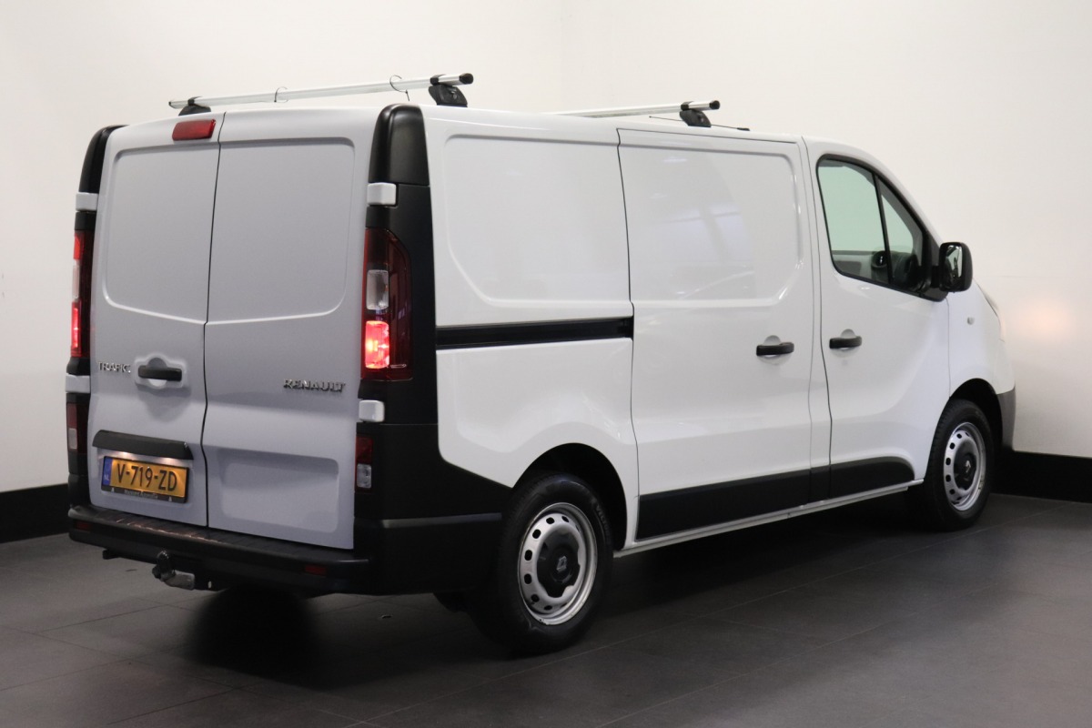 Renault Trafic 1.6 dCi 125PK 2x Schuifdeur - EURO 6 - Airco - Navi - Cruise - € 11.900,- Excl.