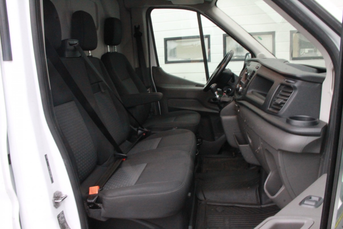 Ford Transit 2.0 TDCI L2H2 2x Schuifdeur EURO 6 - Airco - PDC - € 14.900,- Excl.