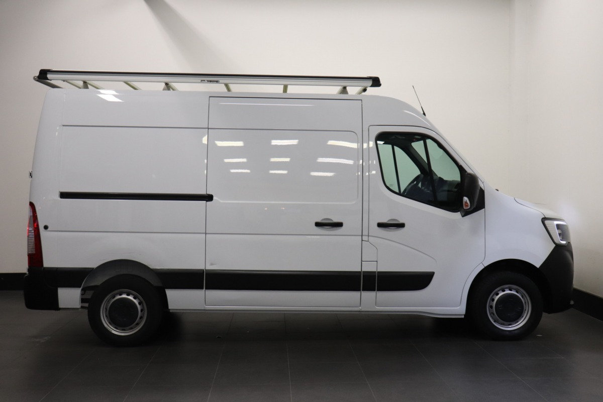 Renault Master 2.3 dCi 136PK - EURO 6 - Airco - Navi - Cruise - Imperiaal - € 24.900,- Excl.