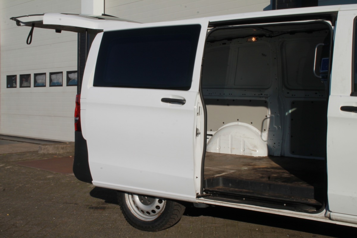 Mercedes-Benz Vito 114 CDI Lang Automaat EURO 6 - Airco - Cruise - PDC - € 14.950,- Excl.