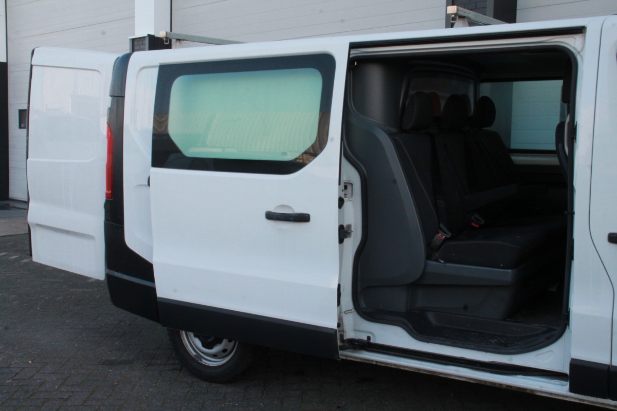 Renault Trafic 1.6 dCi 125PK L2 Dubbele Cabine - EURO 6 - Airco - Navi - Cruise - € 14.900,- Excl.