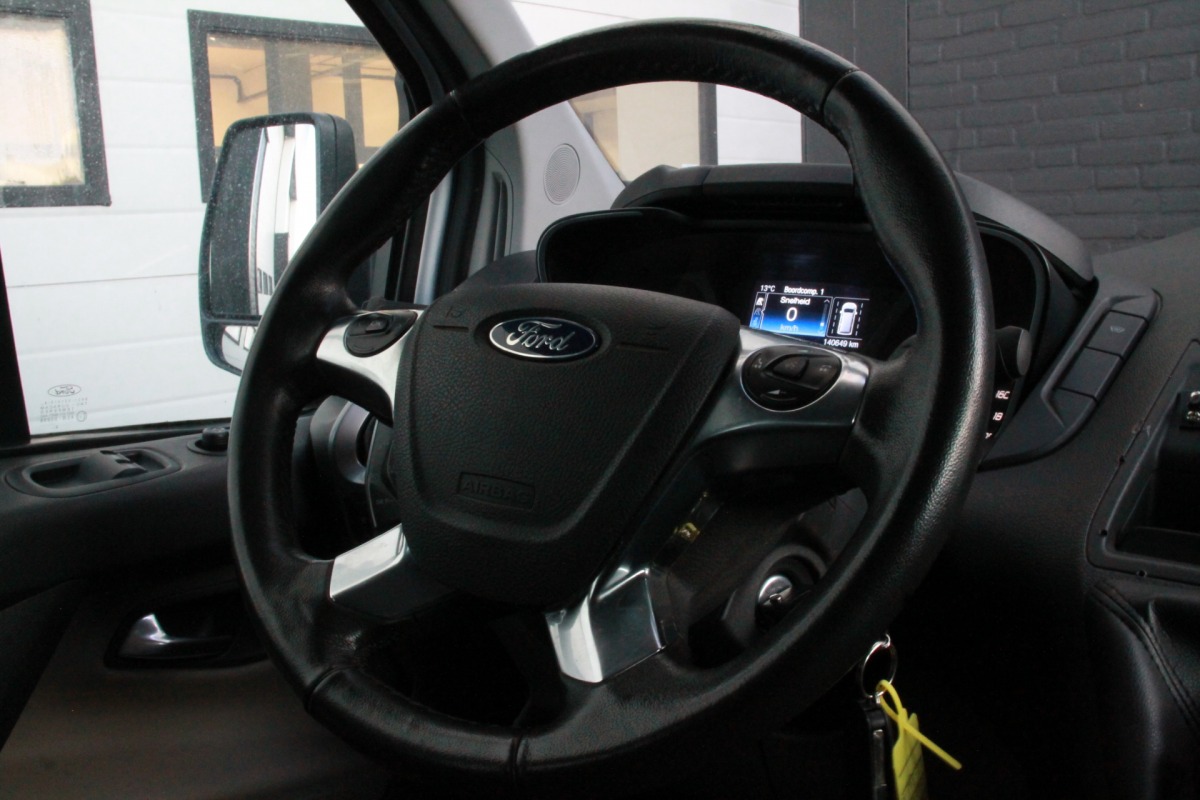 Ford Transit Custom 2.0 TDCI 130PK L2 Dubbele Cabine EURO 6 - Airco - Cruise - Camera - € 13.950,- Excl.