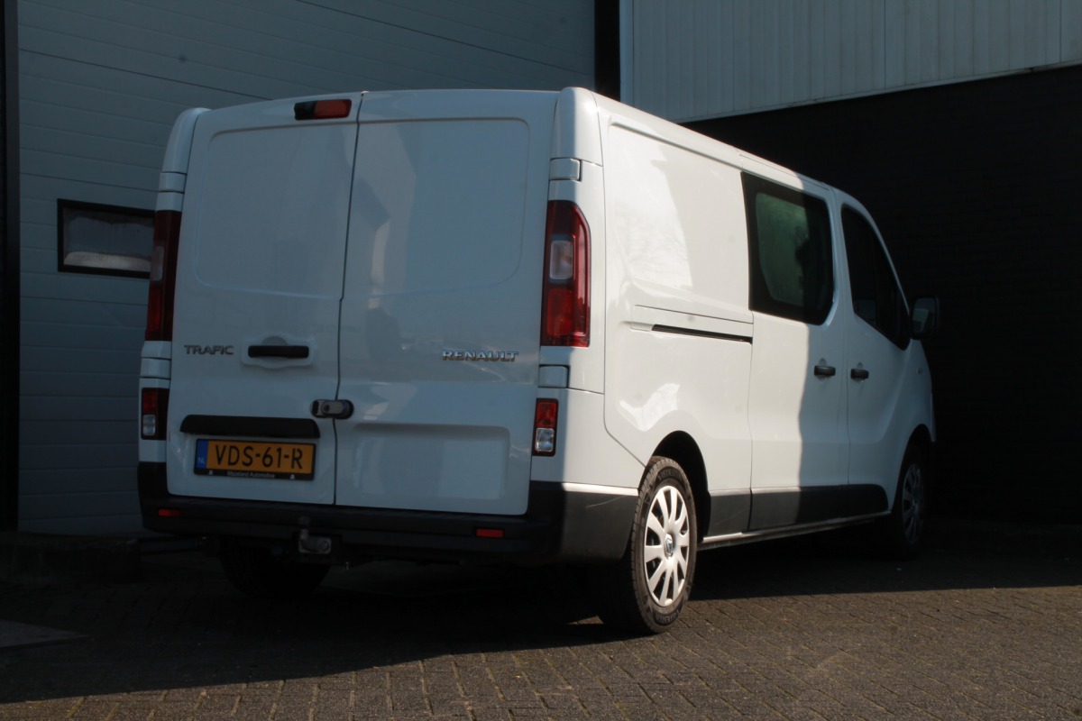 Renault Trafic 2.0 dCi 120PK L2 Dubbele Cabine - EURO 6 - Airco - Navi - Cruise - € 15.950,- Excl.