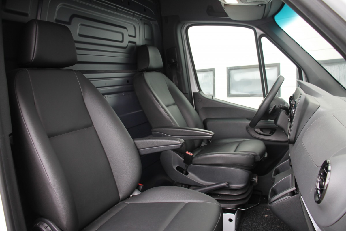 Mercedes-Benz Sprinter 316 CDI Automaat L2H2 EURO 6 - Airco - Cruise - Trekhaak - € 22.950,- Excl.