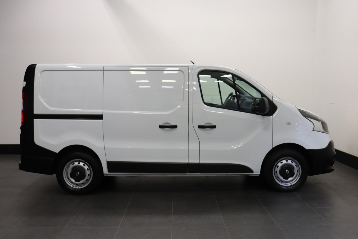 Renault Trafic 1.6 dCi - EURO 6 - Airco - Cruise - PDC - Camera - € 12.950,- Excl.